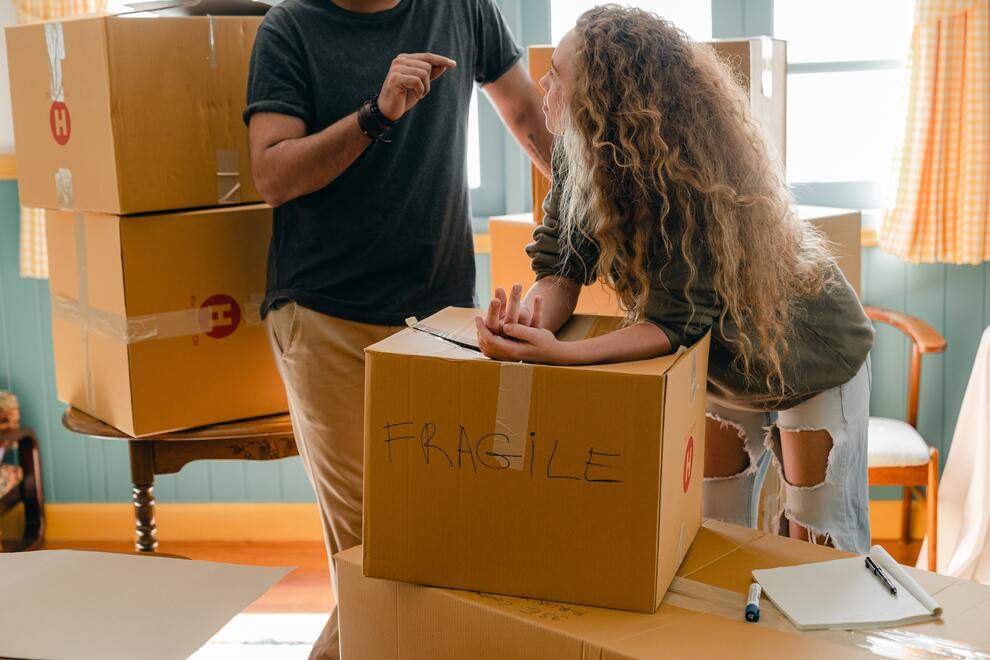 How to Arrange Car Shipping When Relocating